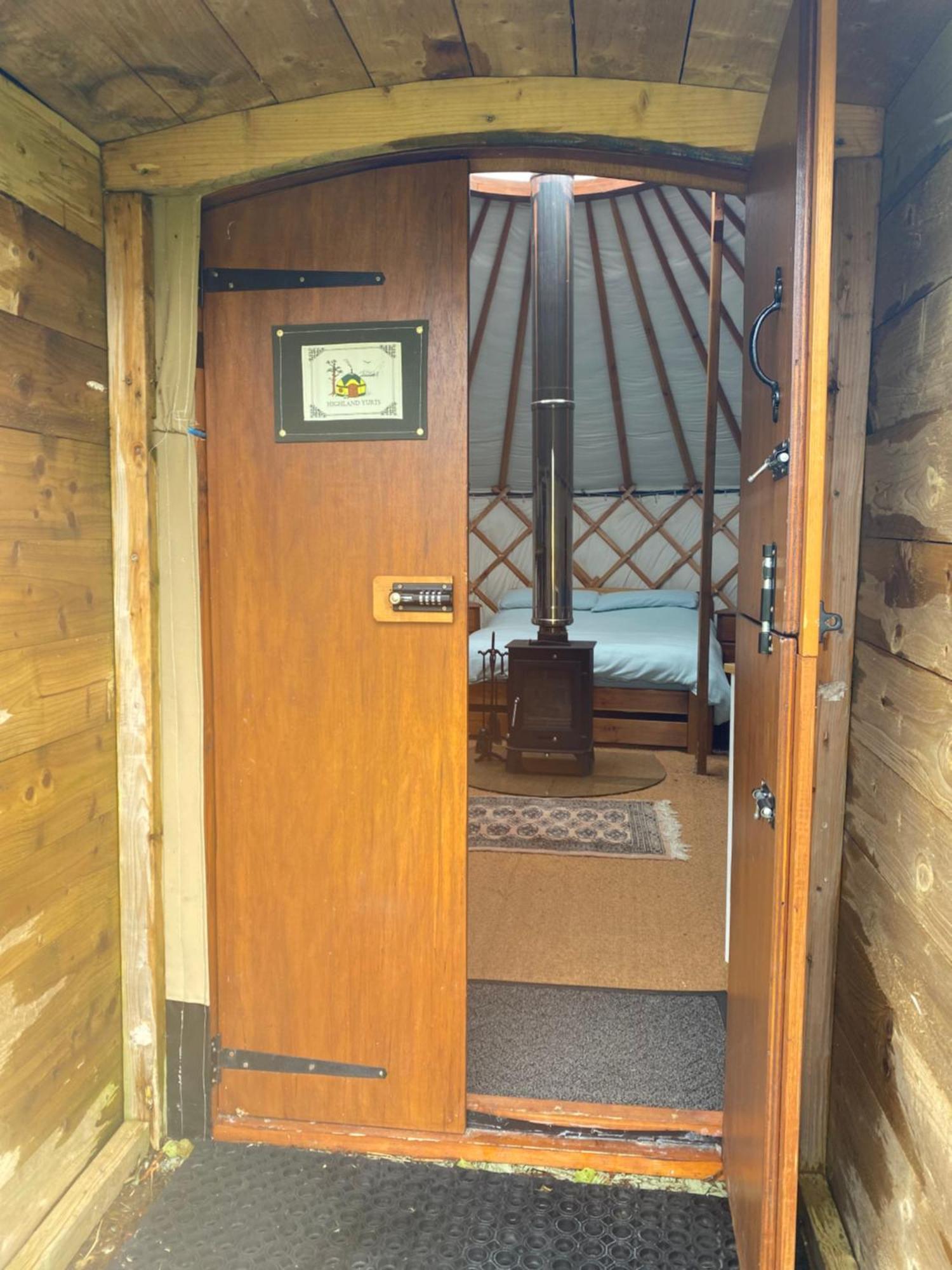 Beinn Shieldaig Yurt Exterior foto
